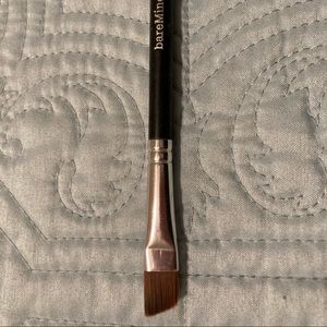 Bare Minerals makeup brush EUC.